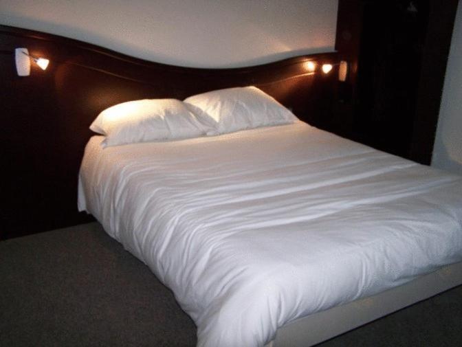 Relais Fasthotel Quimperlé Rom bilde